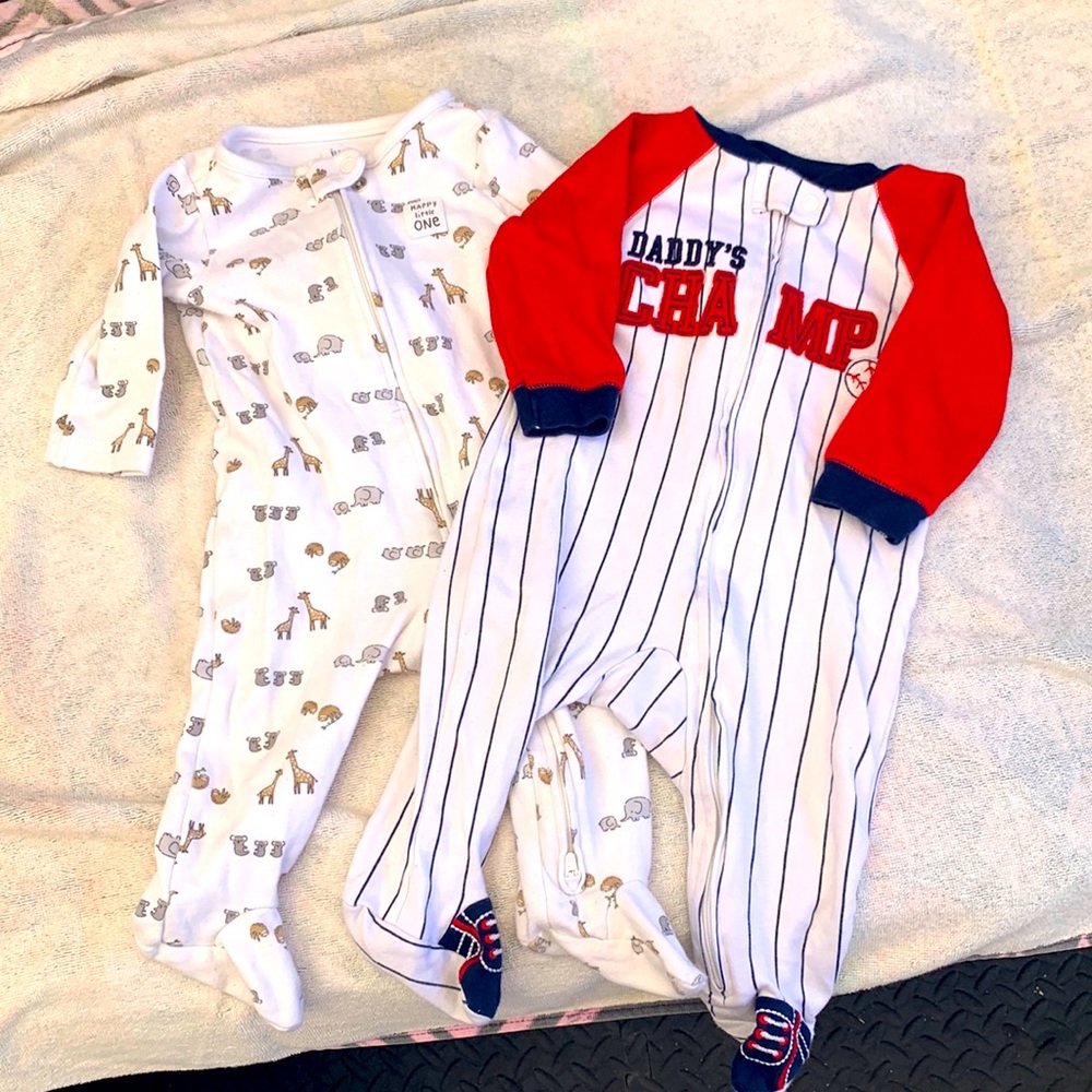 2 zipper pjs.